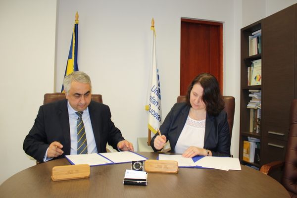 Acord bilateral între Universitatea “Ștefan cel Mare” din Suceava și Universitatea de Stat “Dimitrie Cantemir” din Chișinău FOTO