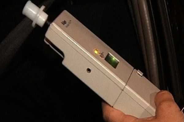 Un bărbat din Frătăuții Noi s-a urcat la volan beat și fără permis de conducere