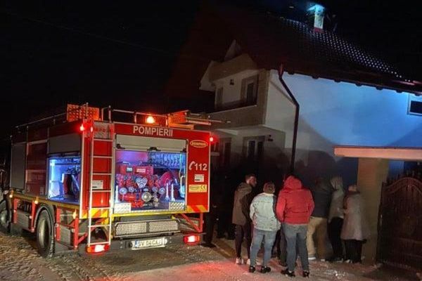 Patru incendii în 24 de ore din cauza coșurilor de fum FOTO