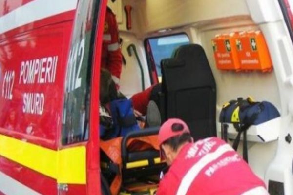 Un bărbat s-a stropit cu benzină și a vrut să-și dea foc după ce soția i-a spus că îl părăsește