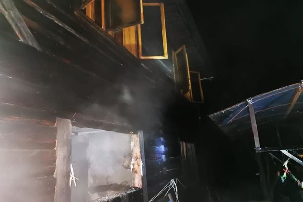 Incendiu într-o casă din localitatea Ortoaia FOTO