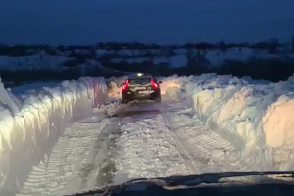 Circulație în condiții de iarnă pe drumurile din județul Suceava VIDEO