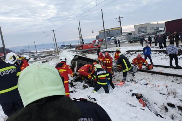 Tânărul rănit grav în accidentul feroviar de la Șcheia are nevoie de sânge
