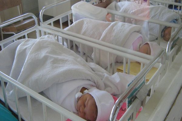 Aproape 3.600 de copii s-au născut anul trecut în municipiul Suceava