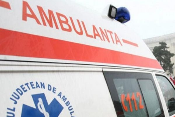 Doi minori au fost acroșați de un autoturism condus de o tânără de 19 ani