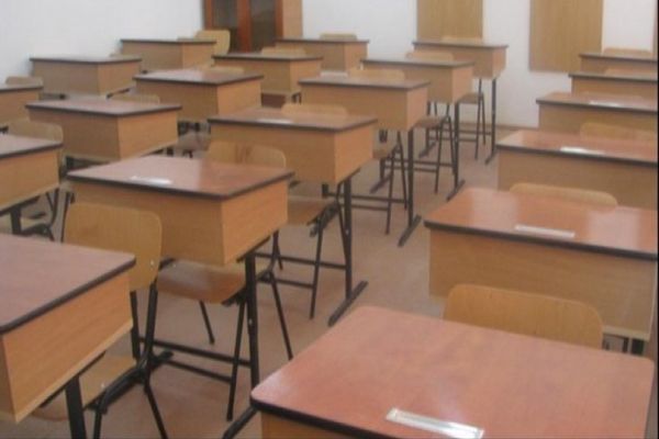 Alte trei unități de învățământ din județul Suceava au suspendat parțial cursurile din cauza gripei