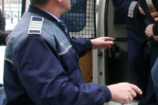 Tânăr din Vicovu de Jos condamnat la închisoare după ce a condus mașina sub influența alcoolului