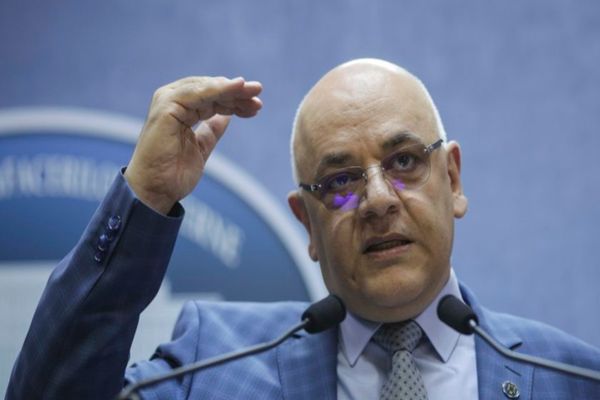 Primul pacient cu coronavirus din România va fi transferat la București, la Institutul ”Matei Balș”, cu o ambulanță specială