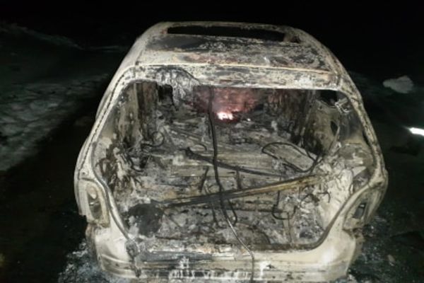 Autoturism distrus de flăcări, în Lupcina FOTO 