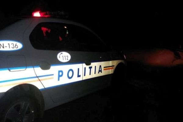 Trei tineri prinși că nu au respectat măsura autoizolării, după ce au fost implicați într-o tamponare