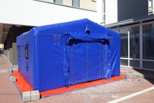 Cinci corturi tunel pentru triajul pacienților vor fi amplasate la spitalele din județ
