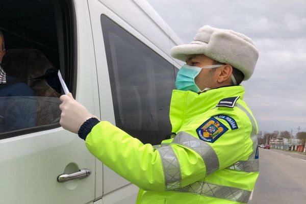 Sancțiuni contravenționale în valoare de peste 400.000 de lei aplicate într-o singură zi în județul Suceava pentru nerespectarea restricțiilor de circulație