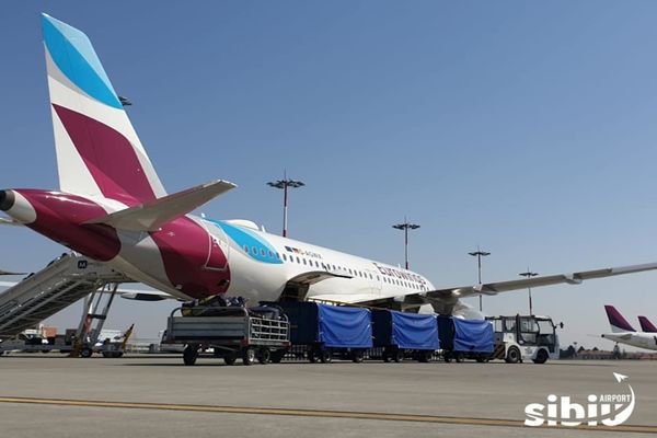 Nouă suceveni care au vrut să urce în avionul spre Germania, întorși spre casă de autorități