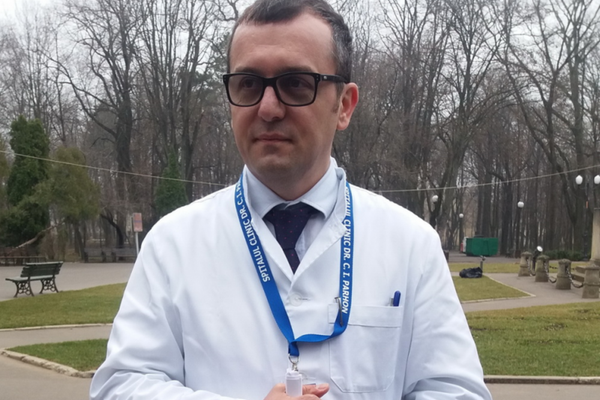 Medic de la Spitalul „Dr. C. I. Parhon” Iași, detașat la cerere la Spitalul Județean de Urgență din Suceava