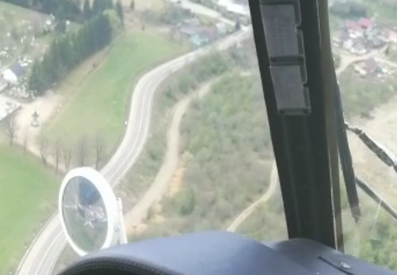 Amplă acțiune în județul Suceava. Peste 300 de polițiști și un elicopter, pe urmele hoților de lemne