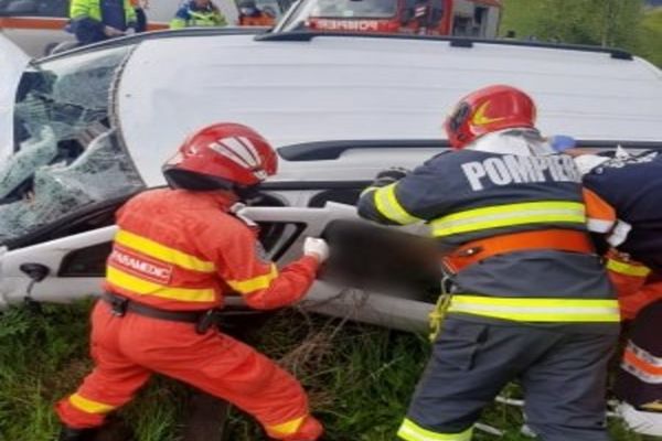 Accidentul mortal de la Panaci a fost provocat de un tânăr beat și fără permis de conducere FOTO