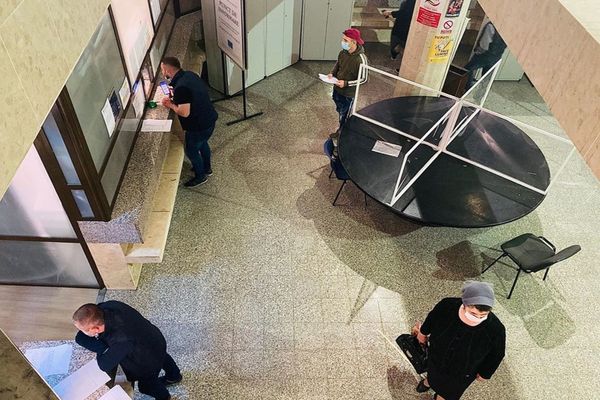 Primăria Suceava a prelungit programul de lucru cu publicul