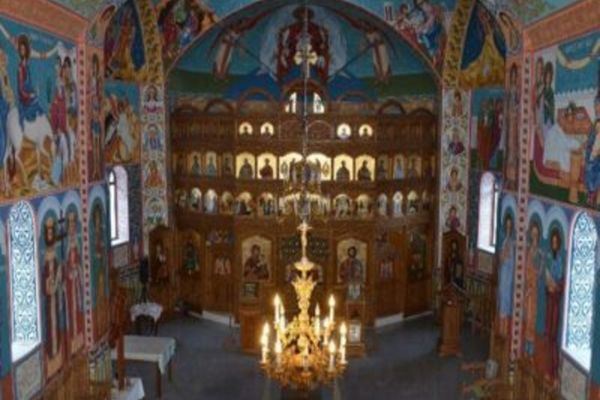 Preoții și enoriașii trebuie să poarte măști de protecție în biserici