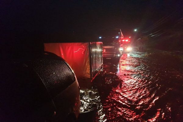 Inundații în mai multe localități din județul Suceava VIDEO