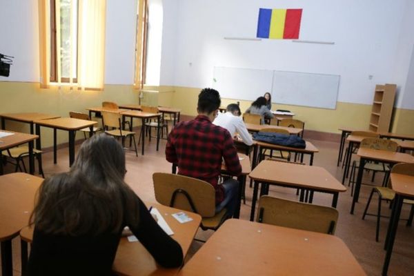 465 de elevi suceveni au absentat la proba de Limba română de la Evaluarea Națională