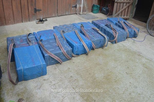 Țigări de contrabandă în valoare de peste 70.000 de lei descoperite într-o anexă din Vicovu de Sus FOTO