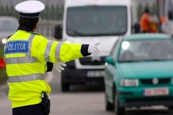 68 de șoferi au rămas pietoni în Suceva