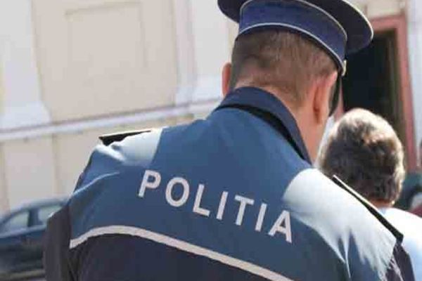 Poliția, în alertă! O înșelătorie care a făcut multe victime a revenit. Riscuri uriașe dacă suni la aceste numere