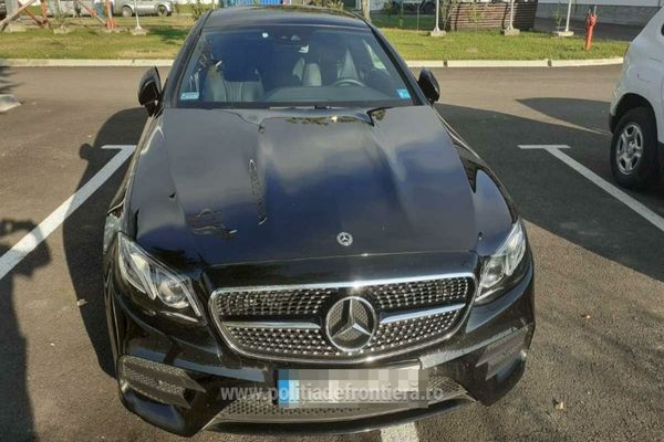 Limuzină în valoare de 87.000 euro, căutat de autoritățile din Polonia, descoperit în Vama Siret