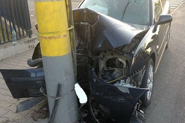 Mort de beat a pierdut controlul asupra volanului și s-a oprit într-un sâlp