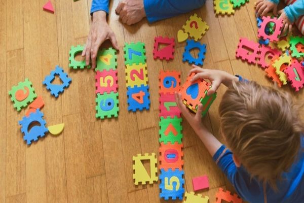 Risc de infectare ridicat la grădinițe și creșe