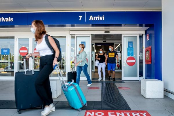 Reguli noi pentru români care merg în Italia