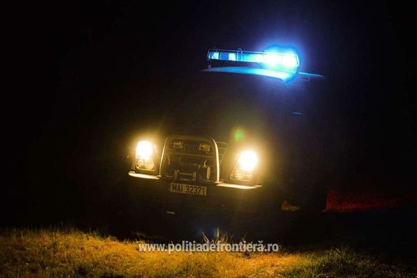 Armă de vânătoare și muniție confiscate de la un sucevean, de către polițiștii de frontieră