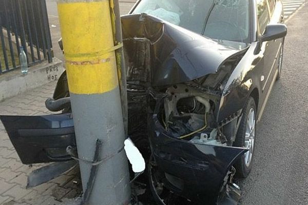 Impact nimicitor în Grănicești! Șoferul a murit pe loc! Avea doar 20 de ani