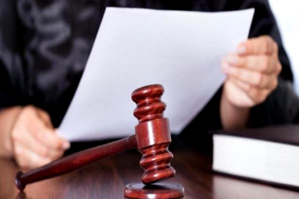 Ordin de protecție emis împotriva unui bărbat care și-a bătut fratele