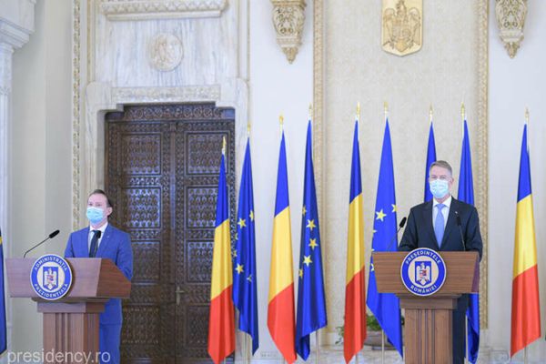 VIDEO Guvernul Cîțu a depus jurământul la Palatul Cotroceni. Klaus Iohannis: „Vă doresc mult succes și multă energie! Acum, la treabă!”