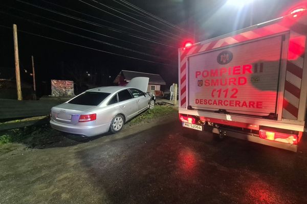 Accident la Ipotești în noaptea de Ajun (FOTO)