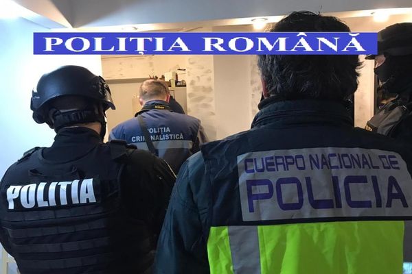 FOTO | Zeci de percheziţii în România şi Spania într-un dosar amplu de proxenetism! Mai mulţi români au fost arestaţi