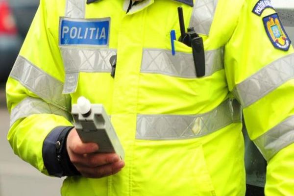 A băut și s-a urcat la volan! A dat nas în nas cu polițiștii