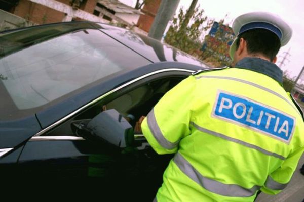 Dosar penal pentru tăinuire și autoturism de lux confiscat de polițiști