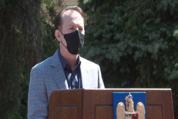 Florin Cîțu: Certificatele verzi se vor aproba