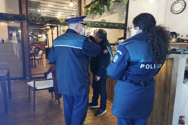 Amenzi în valoare de 14.500 lei aplicate de poliţişti