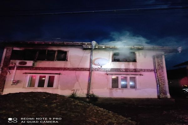 Incendiu la o gospodărie din Dornești
