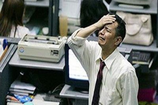 STUDIU. 35% dintre români nu se simt în siguranţă la locul de muncă