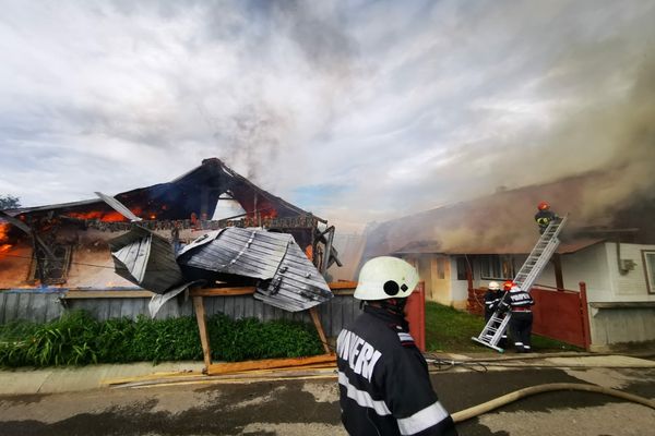 Incendiu puternic în Berchisesti