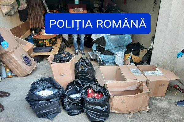 Percheziții la contrabandiștii de țigări în Botoșani și Suceava