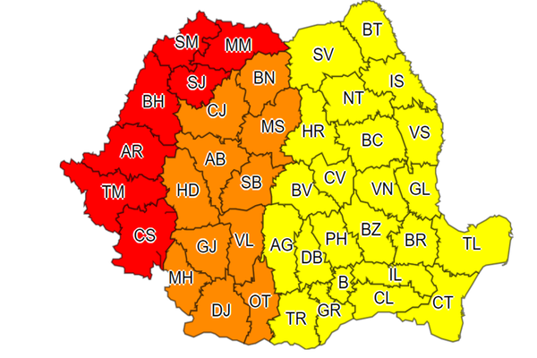 România, lovită de noi manifestări meteo violente. Cod galben de furtuni, vijelii și grindină de la ANM. Codul roşu de caniculă se menține!