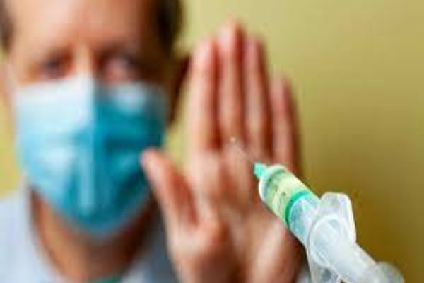 Au început CONCEDIERILE în rândul personalului sanitar care refuză vaccinarea anti-Covid! Ce țară a recurs la această MĂSURĂ