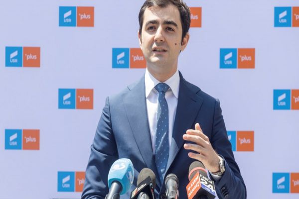 Ministrul Economiei, Claudiu Năsui: „Statul nu creează valoare, sectorul public trebuie să învețe de la cel privat. Statul îți ia jumătate din salariu”