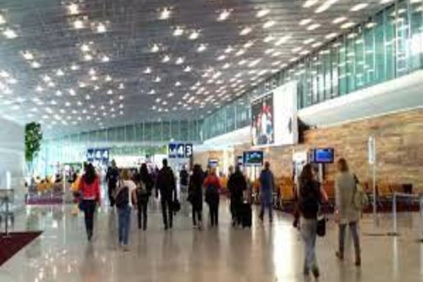 Avertizare MAE - Grevă a sindicatelor din aeroporturile pariziene în intervalul 1-5 iulie