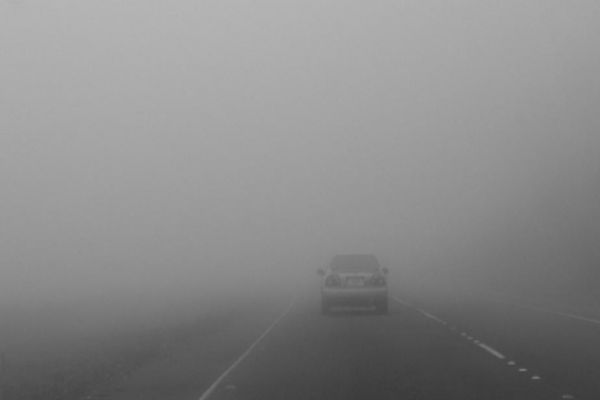 Atenție, șoferi! COD GALBEN de ceață densă!